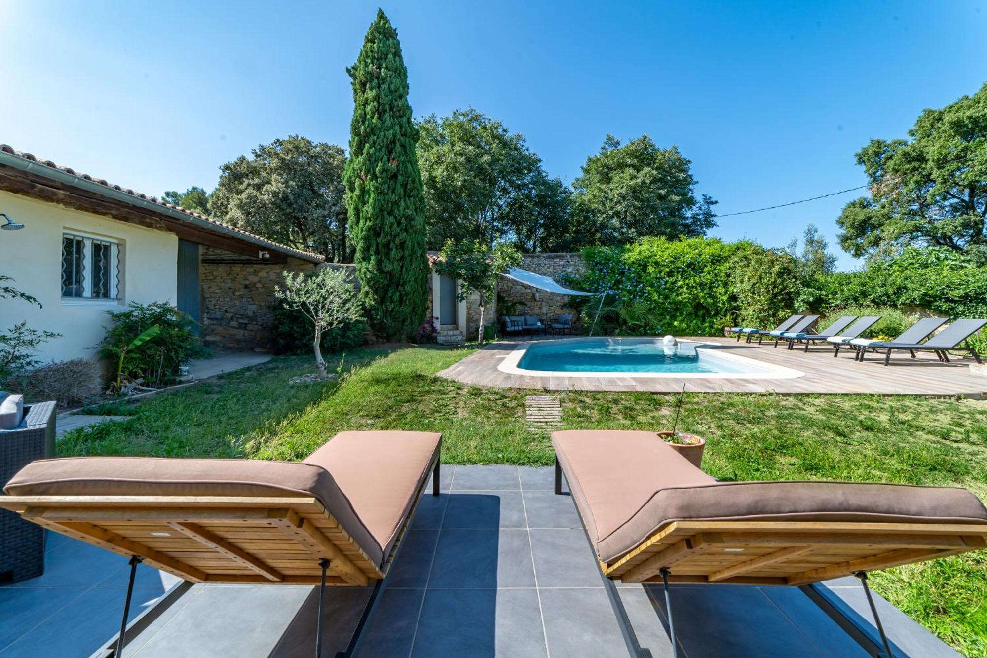 Le Mas Des Oliviers Nimes Bagian luar foto